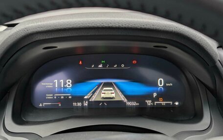 Toyota Camry, 2023 год, 3 950 000 рублей, 19 фотография