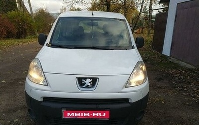 Peugeot Partner II рестайлинг 2, 2011 год, 650 000 рублей, 1 фотография