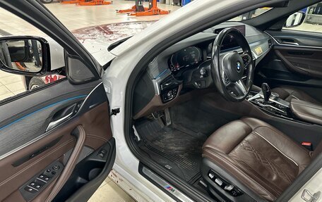 BMW 5 серия, 2020 год, 5 990 000 рублей, 5 фотография