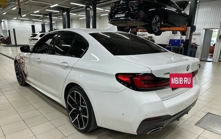 BMW 5 серия, 2020 год, 5 990 000 рублей, 3 фотография