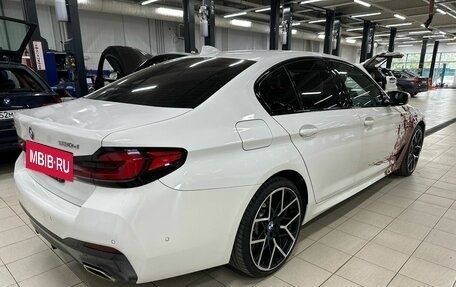 BMW 5 серия, 2020 год, 5 990 000 рублей, 4 фотография