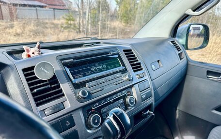 Volkswagen Caravelle T5, 2012 год, 2 150 000 рублей, 13 фотография