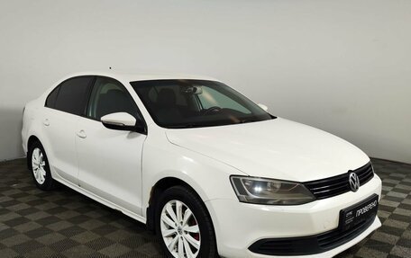 Volkswagen Jetta VI, 2013 год, 899 000 рублей, 3 фотография
