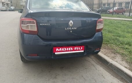 Renault Logan II, 2016 год, 625 000 рублей, 2 фотография