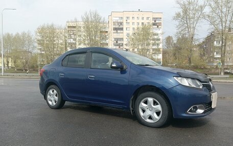 Renault Logan II, 2016 год, 625 000 рублей, 3 фотография