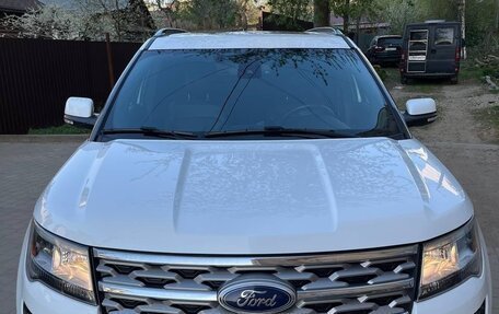 Ford Explorer VI, 2019 год, 3 330 000 рублей, 8 фотография