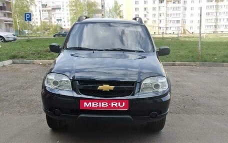 Chevrolet Niva I рестайлинг, 2010 год, 520 000 рублей, 2 фотография