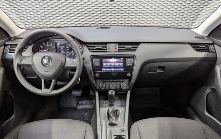 Skoda Octavia, 2017 год, 1 595 000 рублей, 23 фотография