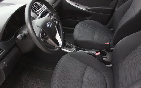 Hyundai Solaris II рестайлинг, 2015 год, 1 045 000 рублей, 10 фотография