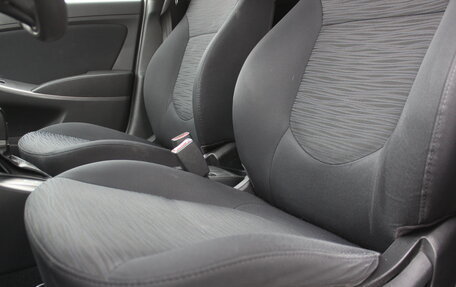 Hyundai Solaris II рестайлинг, 2015 год, 1 045 000 рублей, 11 фотография