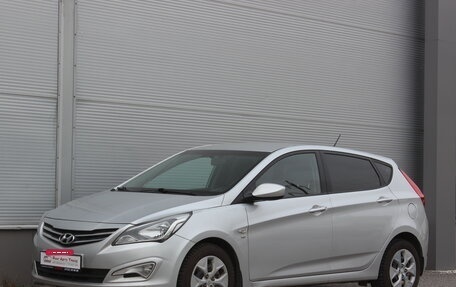 Hyundai Solaris II рестайлинг, 2015 год, 1 045 000 рублей, 5 фотография