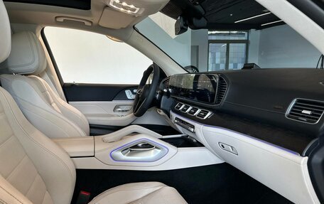 Mercedes-Benz GLE, 2025 год, 15 300 000 рублей, 24 фотография