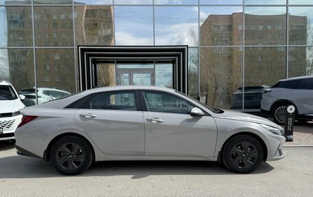 Hyundai Elantra, 2021 год, 1 879 000 рублей, 8 фотография