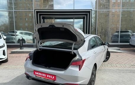 Hyundai Elantra, 2021 год, 1 879 000 рублей, 9 фотография