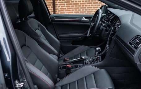Volkswagen Golf GTI, 2021 год, 2 750 000 рублей, 18 фотография