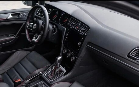 Volkswagen Golf GTI, 2021 год, 2 750 000 рублей, 17 фотография