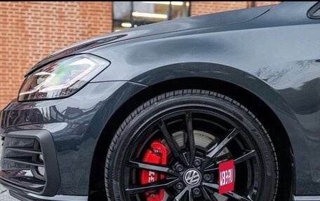 Volkswagen Golf GTI, 2021 год, 2 750 000 рублей, 7 фотография