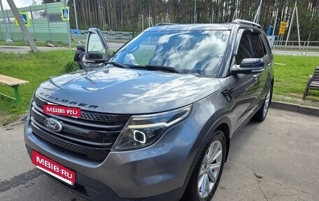 Ford Explorer VI, 2012 год, 2 100 000 рублей, 15 фотография