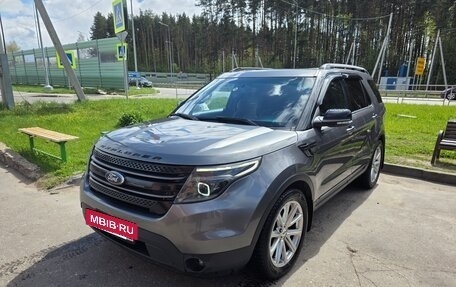 Ford Explorer VI, 2012 год, 2 100 000 рублей, 16 фотография