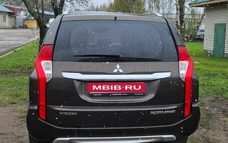 Mitsubishi Pajero Sport III рестайлинг, 2017 год, 2 490 000 рублей, 5 фотография
