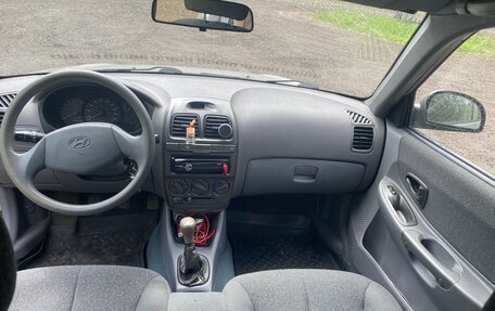 Hyundai Accent II, 2011 год, 650 000 рублей, 7 фотография
