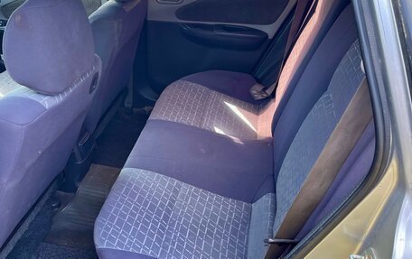 Nissan Wingroad III, 2002 год, 223 000 рублей, 9 фотография