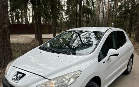 Peugeot 308 II, 2010 год, 535 000 рублей, 2 фотография