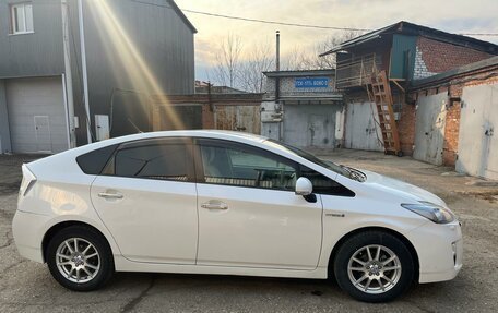 Toyota Prius, 2011 год, 1 190 000 рублей, 9 фотография
