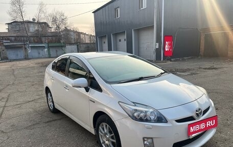 Toyota Prius, 2011 год, 1 190 000 рублей, 7 фотография