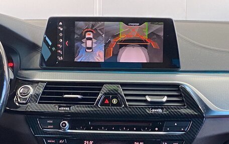 BMW 5 серия, 2018 год, 3 849 000 рублей, 13 фотография