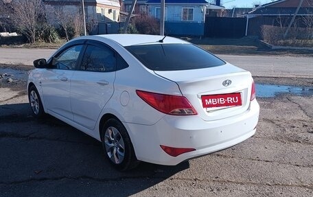 Hyundai Solaris II рестайлинг, 2015 год, 779 900 рублей, 4 фотография