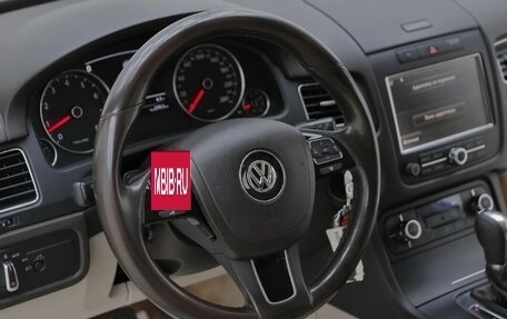 Volkswagen Touareg III, 2012 год, 2 049 000 рублей, 10 фотография