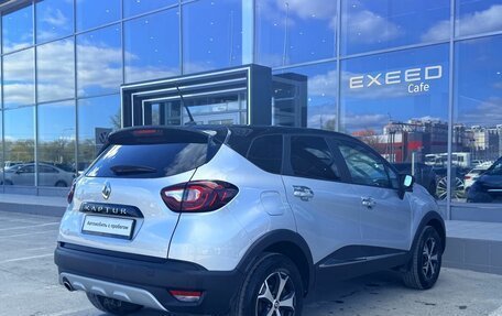 Renault Kaptur I рестайлинг, 2021 год, 1 700 000 рублей, 5 фотография
