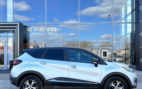 Renault Kaptur I рестайлинг, 2021 год, 1 700 000 рублей, 4 фотография