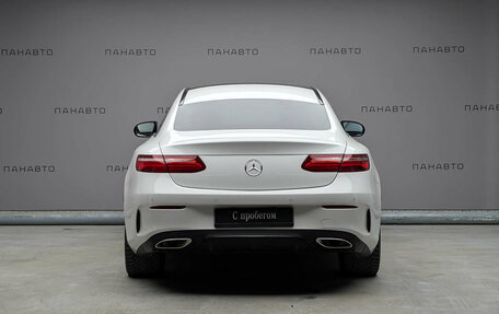 Mercedes-Benz E-Класс, 2018 год, 4 299 000 рублей, 4 фотография