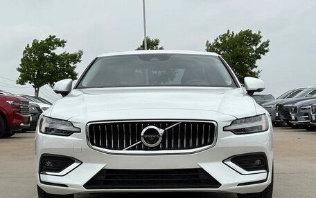Volvo S60 III, 2022 год, 4 352 575 рублей, 3 фотография
