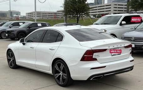 Volvo S60 III, 2022 год, 4 352 575 рублей, 6 фотография