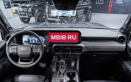 Toyota Land Cruiser Prado, 2024 год, 9 900 000 рублей, 2 фотография