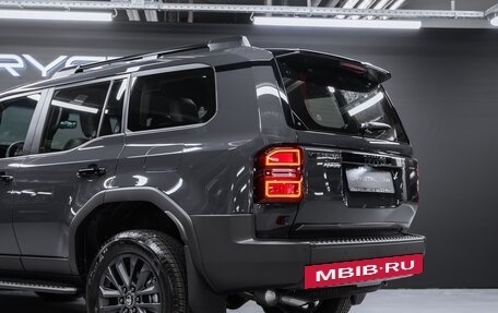 Toyota Land Cruiser Prado, 2024 год, 9 900 000 рублей, 10 фотография