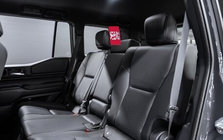 Toyota Land Cruiser Prado, 2024 год, 9 900 000 рублей, 25 фотография