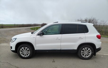 Volkswagen Tiguan I, 2013 год, 1 750 000 рублей, 2 фотография