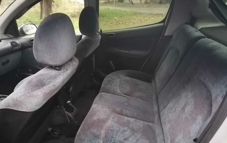 Peugeot 206, 2000 год, 300 000 рублей, 14 фотография