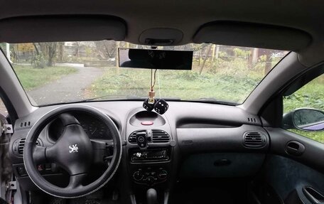 Peugeot 206, 2000 год, 300 000 рублей, 12 фотография