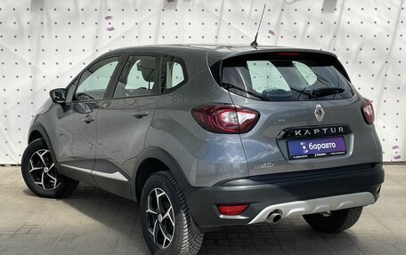 Renault Kaptur I рестайлинг, 2019 год, 1 400 000 рублей, 5 фотография
