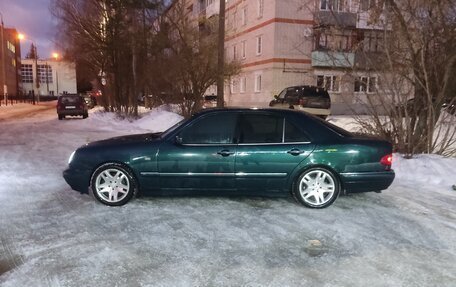 Mercedes-Benz E-Класс, 1996 год, 415 000 рублей, 5 фотография