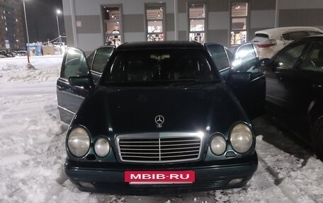Mercedes-Benz E-Класс, 1996 год, 415 000 рублей, 7 фотография