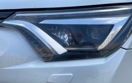 Toyota RAV4, 2016 год, 2 650 000 рублей, 3 фотография