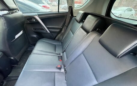 Toyota RAV4, 2016 год, 2 650 000 рублей, 12 фотография