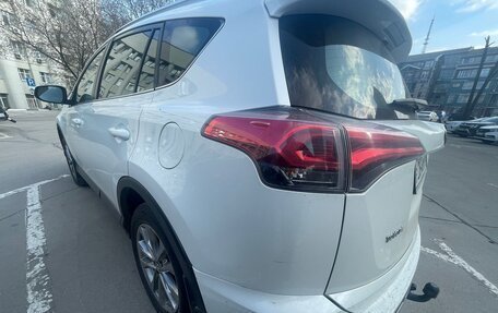 Toyota RAV4, 2016 год, 2 650 000 рублей, 13 фотография