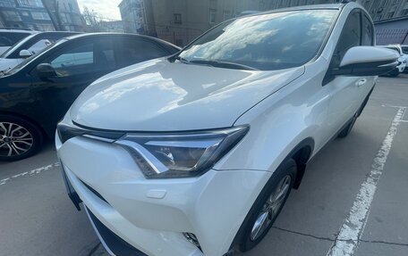 Toyota RAV4, 2016 год, 2 650 000 рублей, 22 фотография